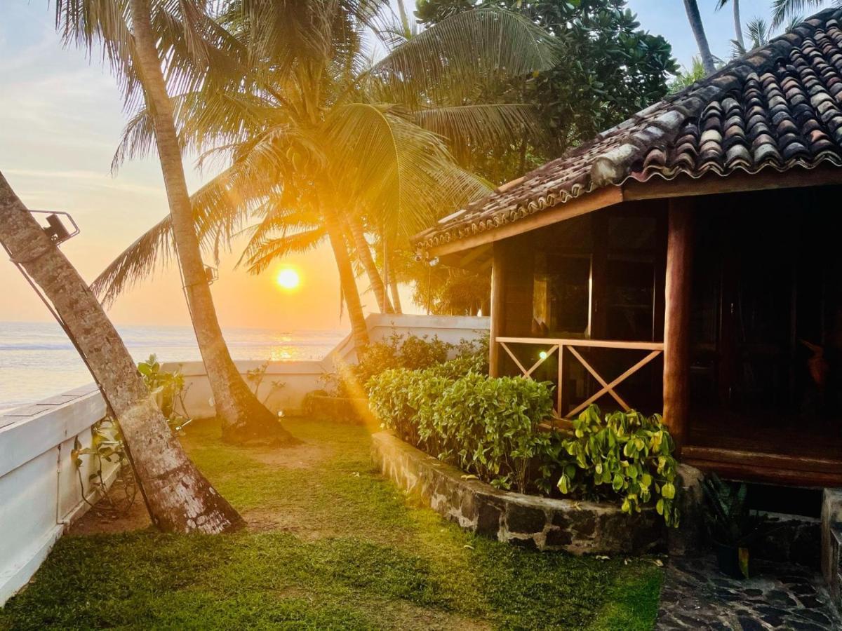 Rockside Cabanas Hotel Unawatuna Luaran gambar