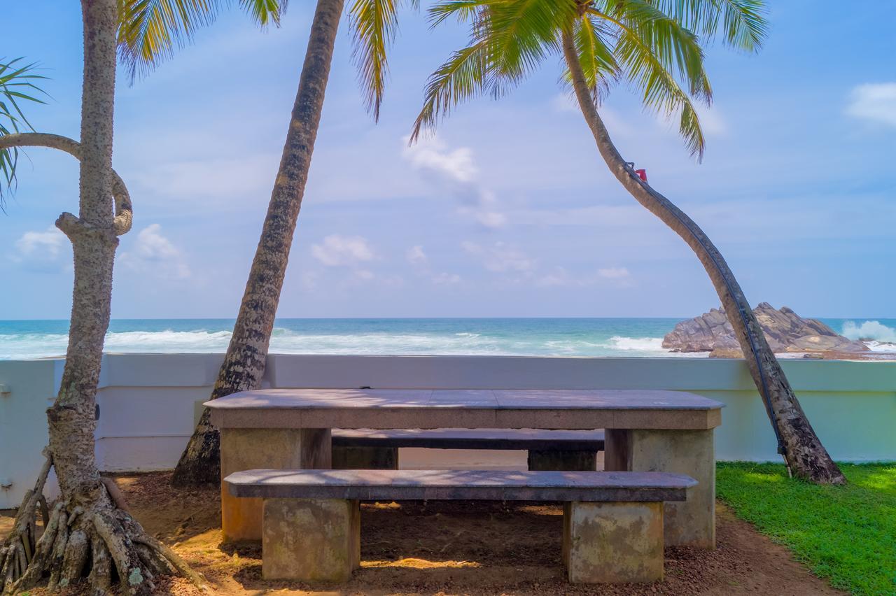Rockside Cabanas Hotel Unawatuna Luaran gambar